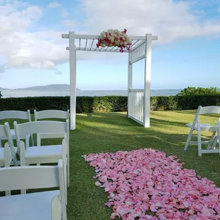 The arrangements for my wedding were just STUNNING !!