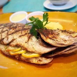 fish, grilled fish, grilled seafood, food, seafood