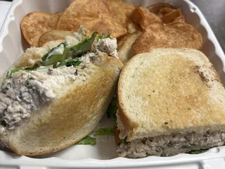 Andy's D3 Grill & Bar