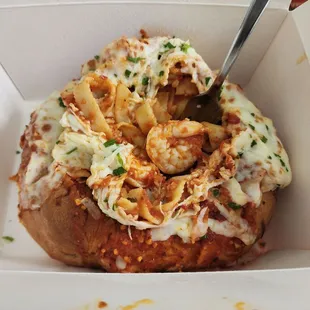 Volcanic shrimp fettuccine in bread bowl
