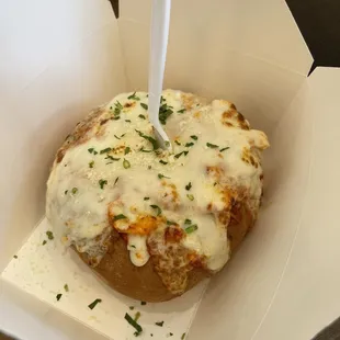 Volcanic shrimp win bread bowl.