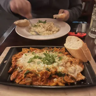 Farfalle Aurora &amp; Fettuccine Alfredo