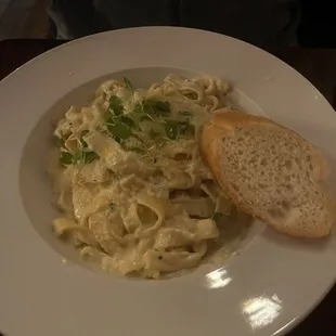 Fettuccine Alfredo