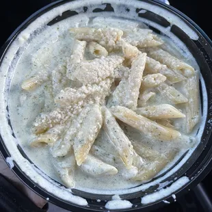 Penne Pesto Alfredo (Large $15)