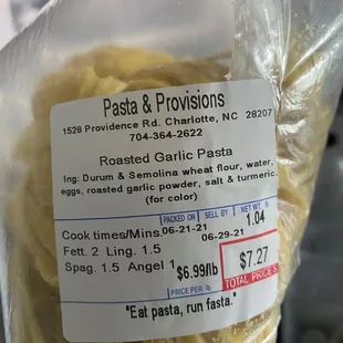 Roasted garlic pasta