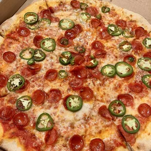 16" Fradiavola Pizza