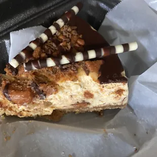 Butterfinger cheesecake