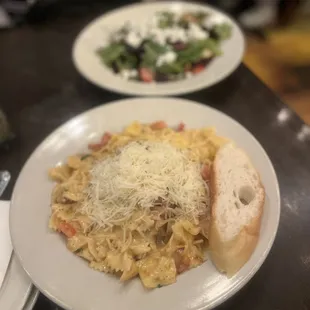 signature farfalle pollo
 strawberry, pear, and walnut salad