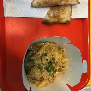Cajun chicken pasta