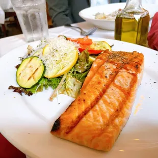 Grilled Salmon With Field Greens