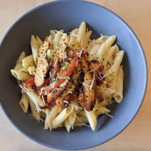 pasta dish, pasta, food