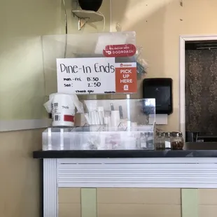 Front Counter Pick Up