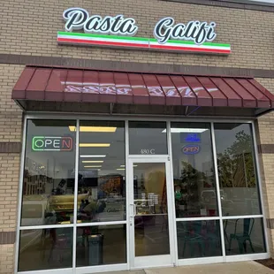 Store front of their brick and mortar. There's an original food truck somewhere!