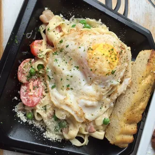 Fettuccine Carbonara