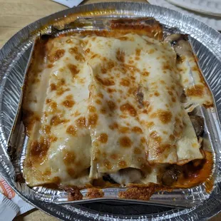 Lasagna with red sauce
