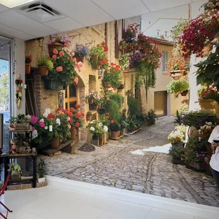 Beautiful mural that enhances the interior of pasta Lab