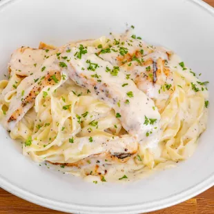Classic Chicken Alfredo