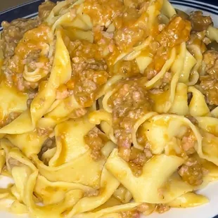 PAPPARDELLE BOLOGNESE.