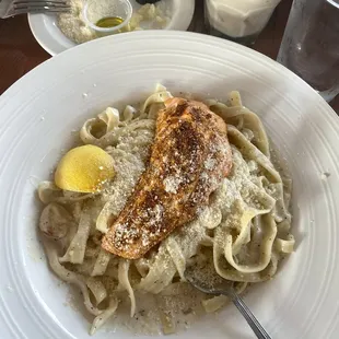 Fettuccine Alfredo