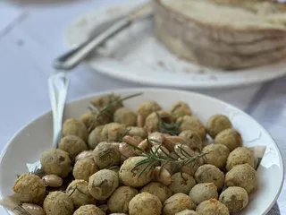 Bistro Don Giovanni