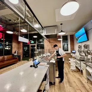 Pasta finished in front of you as you wait.