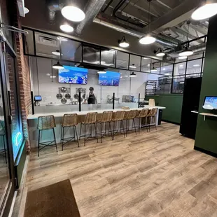 Take away concept with limited seating -- like a sushi bar but finishing pasta.