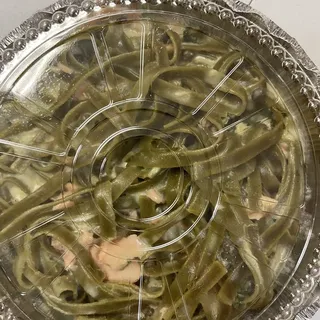 Spinach Pasta with Smoked Salmon