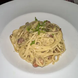 SPAGHETTI ALLA CARBONARA