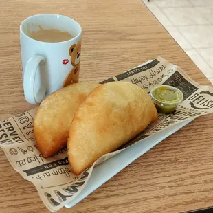 The biggest empanadas in H-town are in Pastel Gourmet