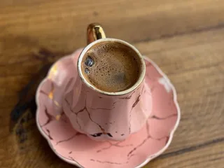 Yeganeh Bakery & Kafe Unik