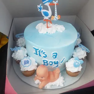 a baby shower cake