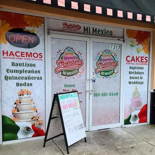 Pastleria Mi Mexico front