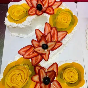 Pasteles Cisne - Spring Fling Cake in Denver CO