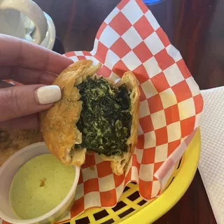 Cheesy Spinach Alfredo Pastelito