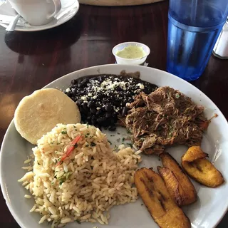 Pabellon Criollo