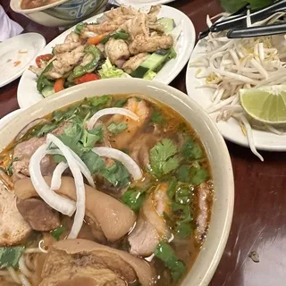 P17. Hue Noodle Soup