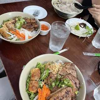 B2. Vermicelli Salad and Spring Rolls (includes peanuts)