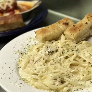 Fettuccine Alfredo