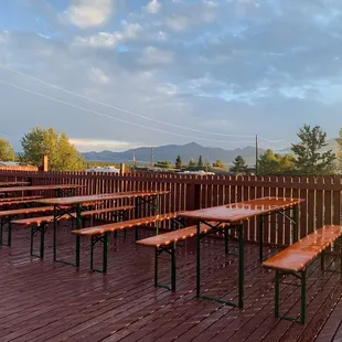 Outdoor seating &amp; mountain views
