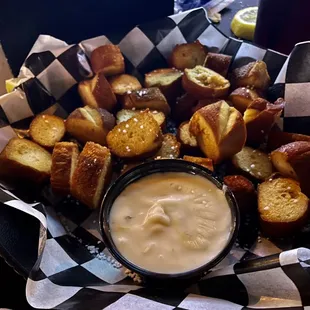 Pretzel Bites