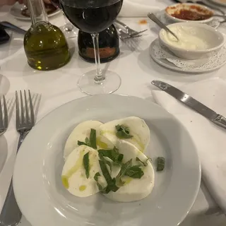 Mozzarella Caprese