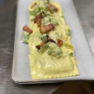 Pea ravioli carbonara