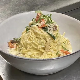 Crab pasta