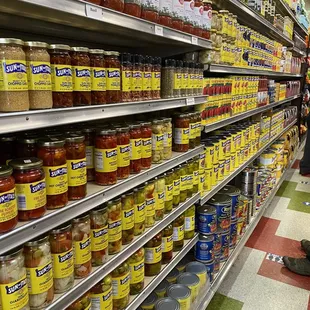 the aisle of a grocery store