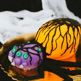 3D Halloween Spider Cake
