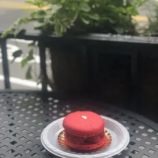 Raspberry Macaron Pastry