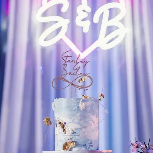 Our 6&quot; extra tall 1 tier wedding cake :)