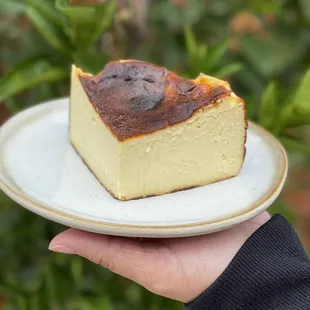Ig:@eat_with_jeleneeee | Lemon Basque Cheescake