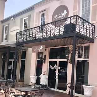 Bakery entrance &amp; exterior