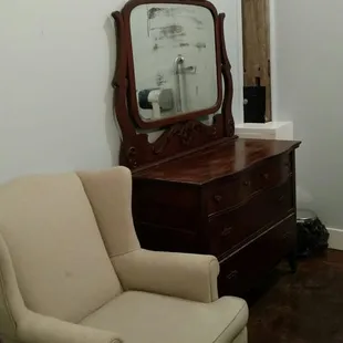 Seating area...in the ladies room...